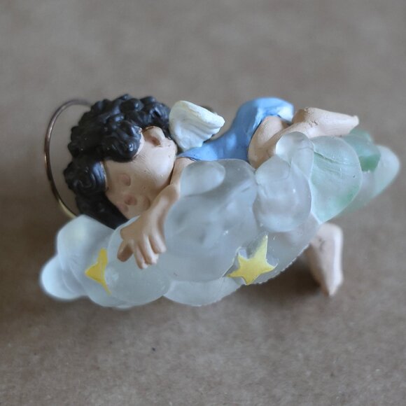 boy on cloud ornament - Picture 1 of 6